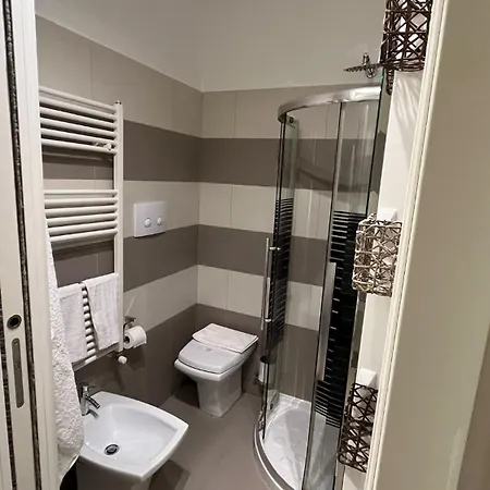 Regal Riggio Apartment